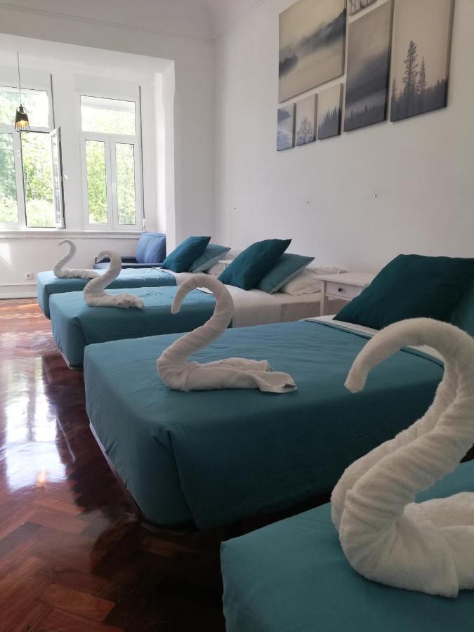 Blue Bairro Guesthouse Лиссабон Экстерьер фото